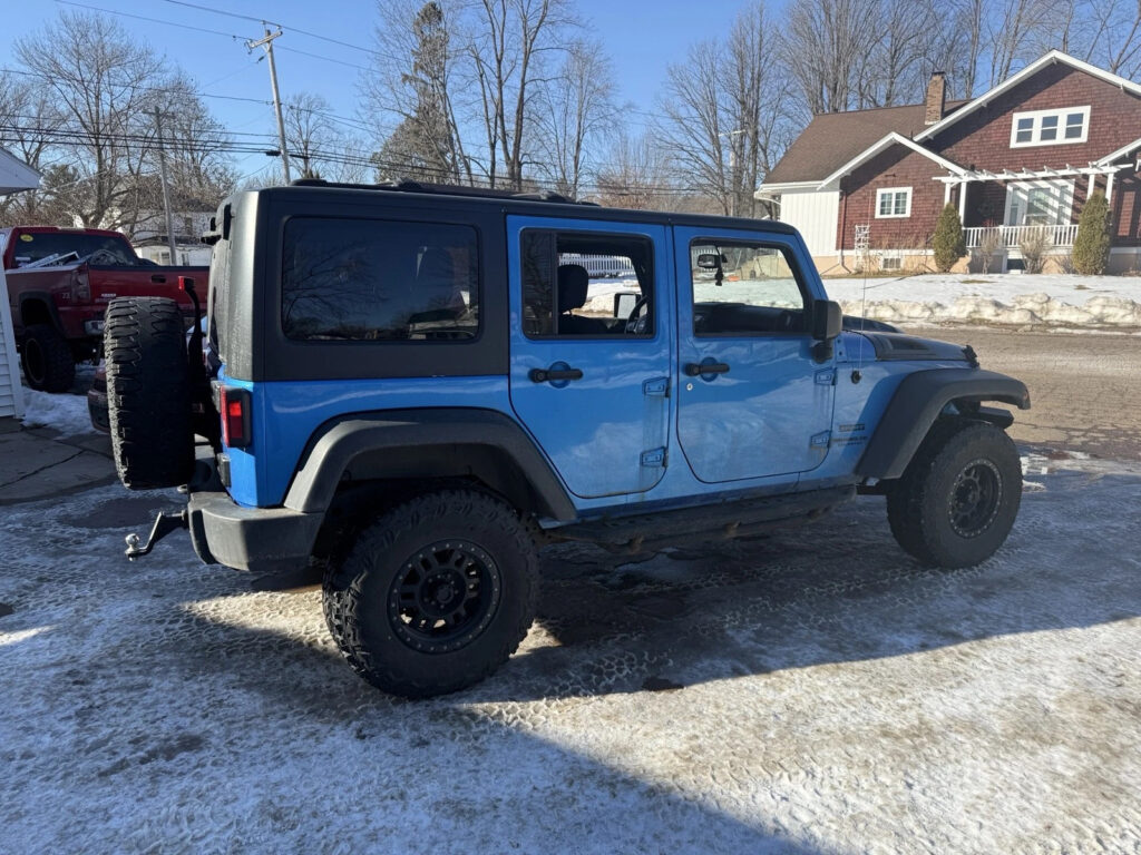 2015 Jeep Wrangler Sport