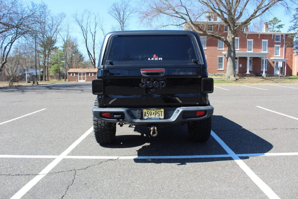 2020 Jeep Gladiator Sport