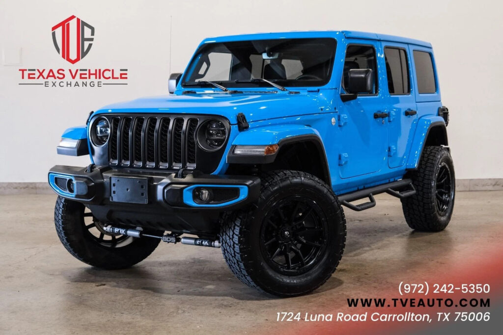 2021 Jeep Wrangler Unlimited Sahara 4X4, Lifted, Hardtop, Only 15k