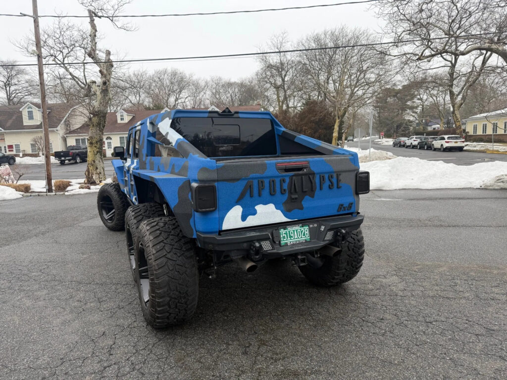 2024 Jeep Gladiator Sport