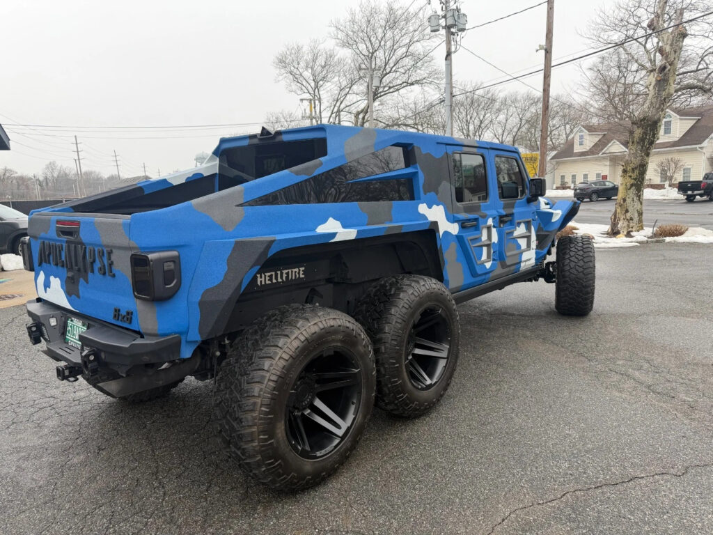 2024 Jeep Gladiator Sport