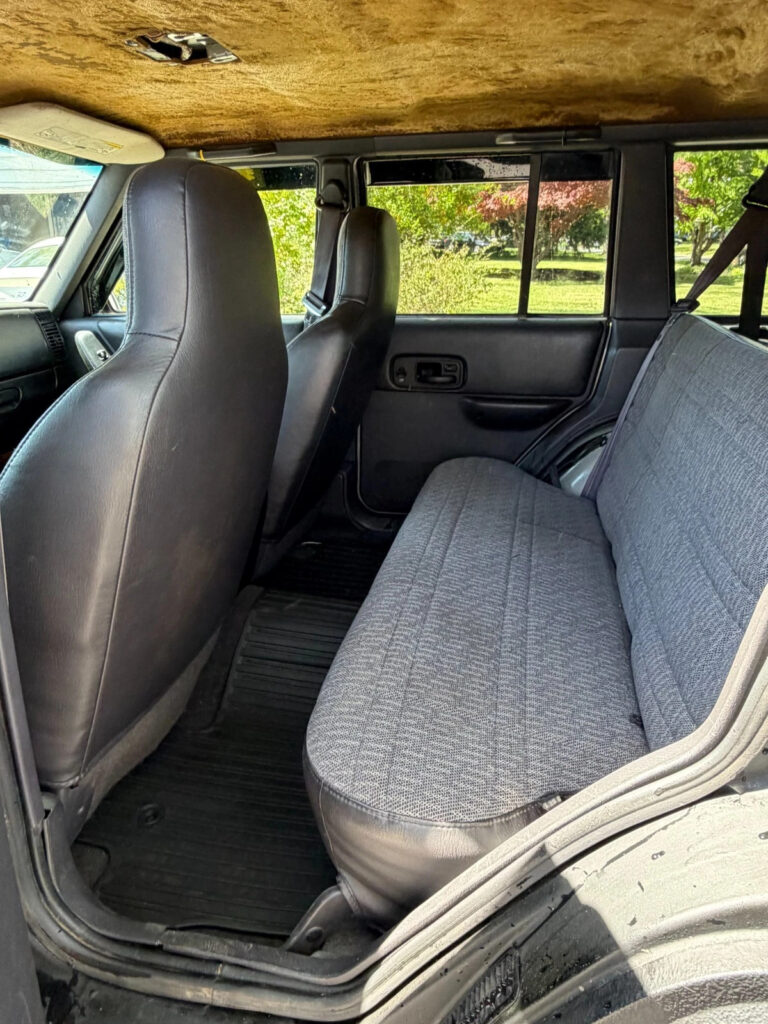 2001 Jeep Cherokee Sport