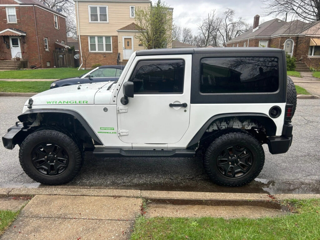 2014 Jeep Wrangler Sport