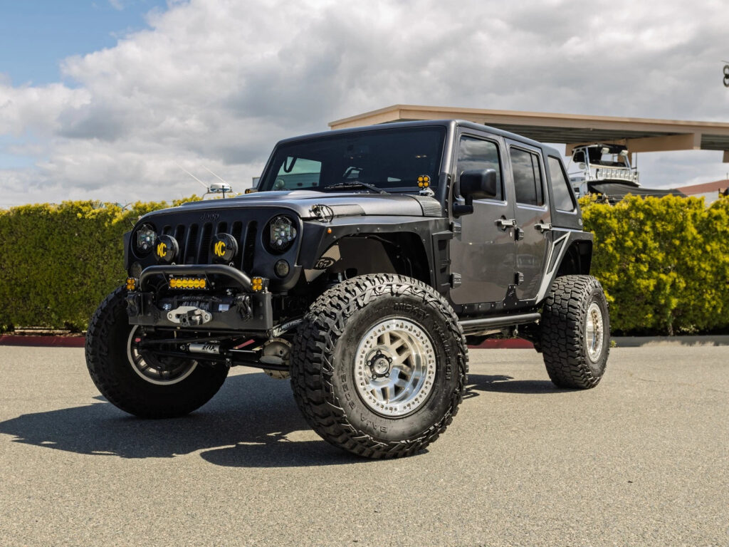 2016 Jeep Wrangler Unlimited Sport SUV 4D