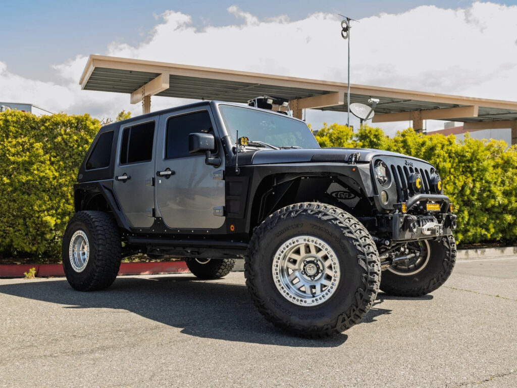 2016 Jeep Wrangler Unlimited Sport SUV 4D