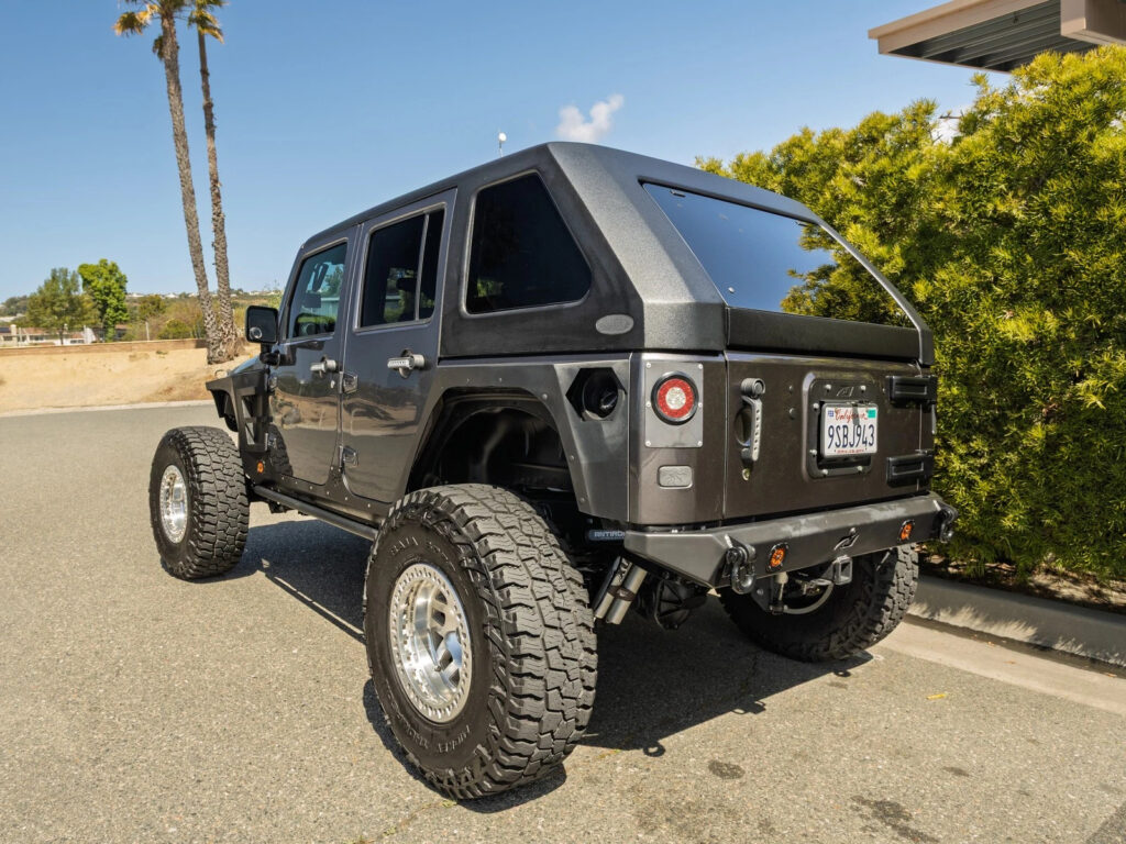 2016 Jeep Wrangler Unlimited Sport SUV 4D
