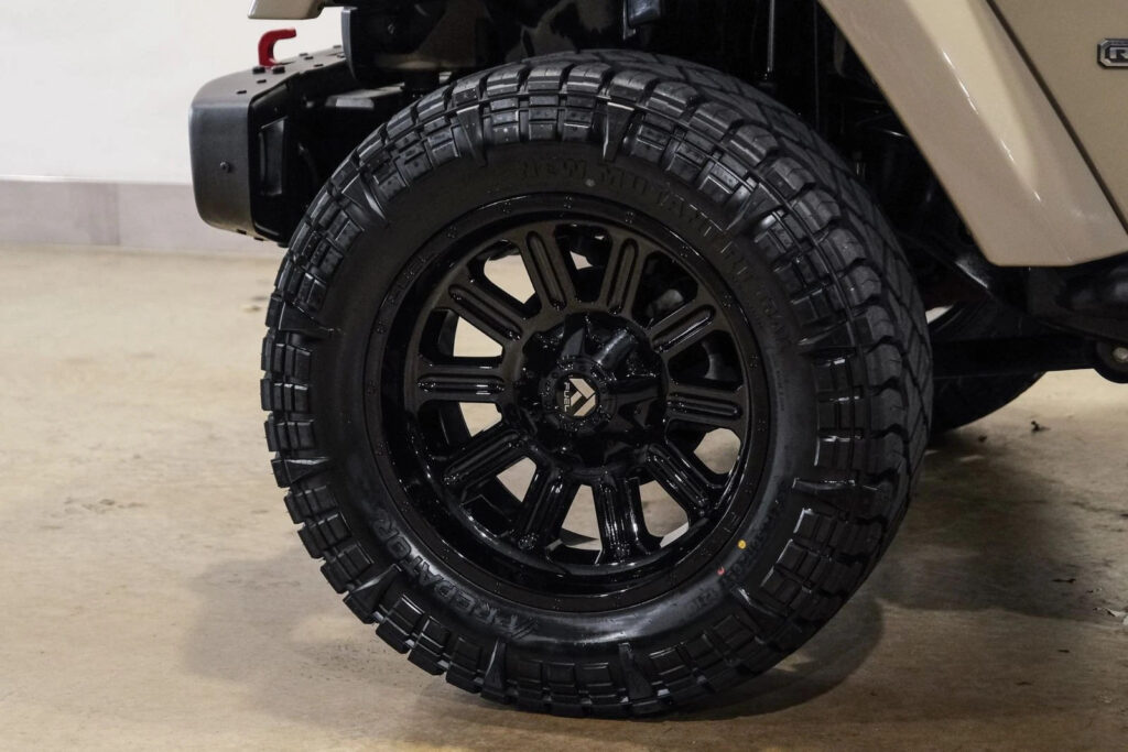 2017 Jeep Wrangler Rubicon Recon 4X4 Lifted,fuel,alpine,leather,41k