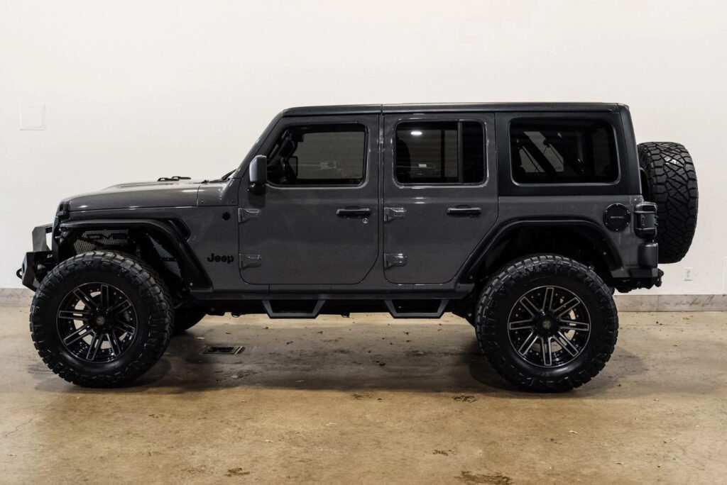2021 Jeep Wrangler Unlimited Sport S 4X4 Lifted, Rocky Ridge, Bumpers