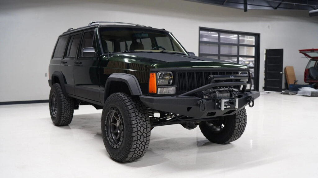 1995 Jeep Cherokee Restored BY DAS