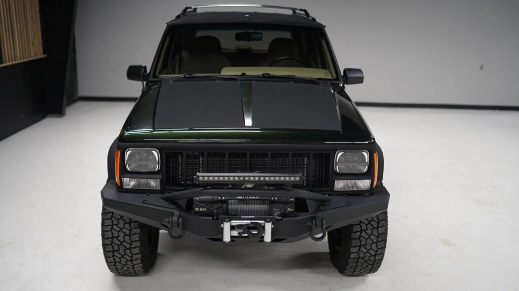 1995 Jeep Cherokee Restored BY DAS