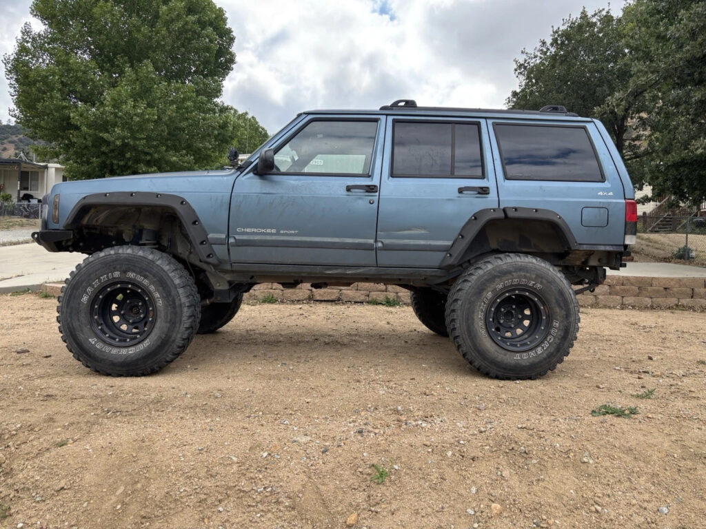 1999 Jeep Cherokee Sport
