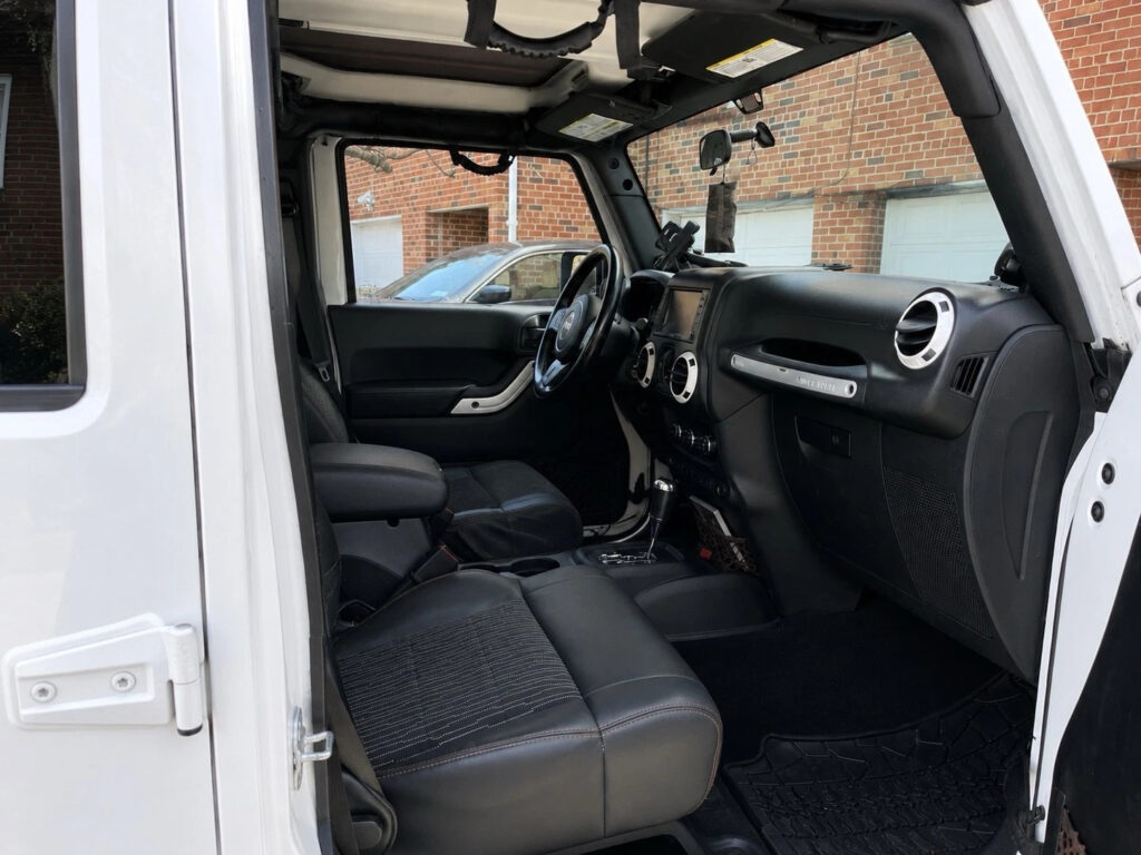2012 Jeep Wrangler Sahara