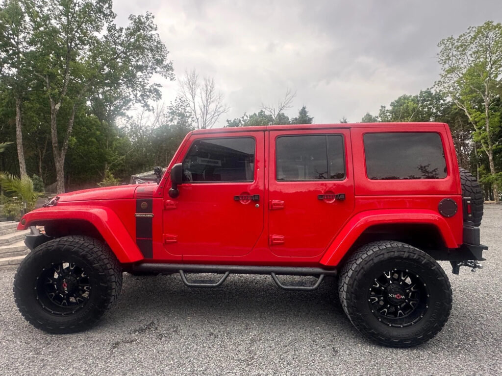 2016 Jeep Wrangler Sport