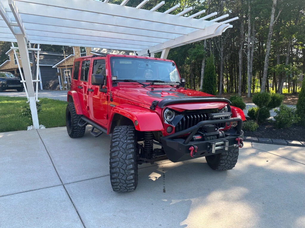 2016 Jeep Wrangler Sport