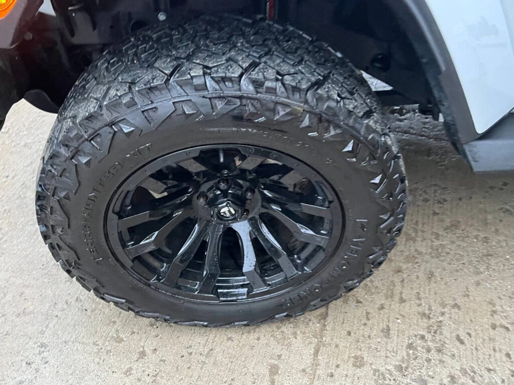 2024 Jeep Wrangler Sahara 4×4 4dr SUV