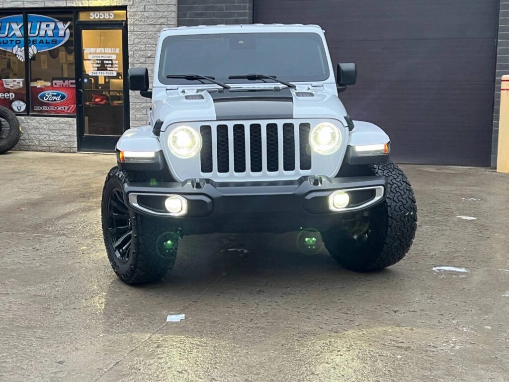 2024 Jeep Wrangler Sahara 4×4 4dr SUV