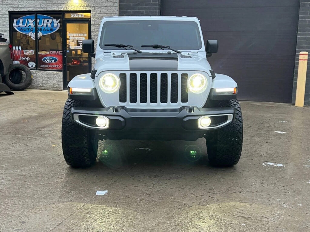 2024 Jeep Wrangler Sahara 4×4 4dr SUV