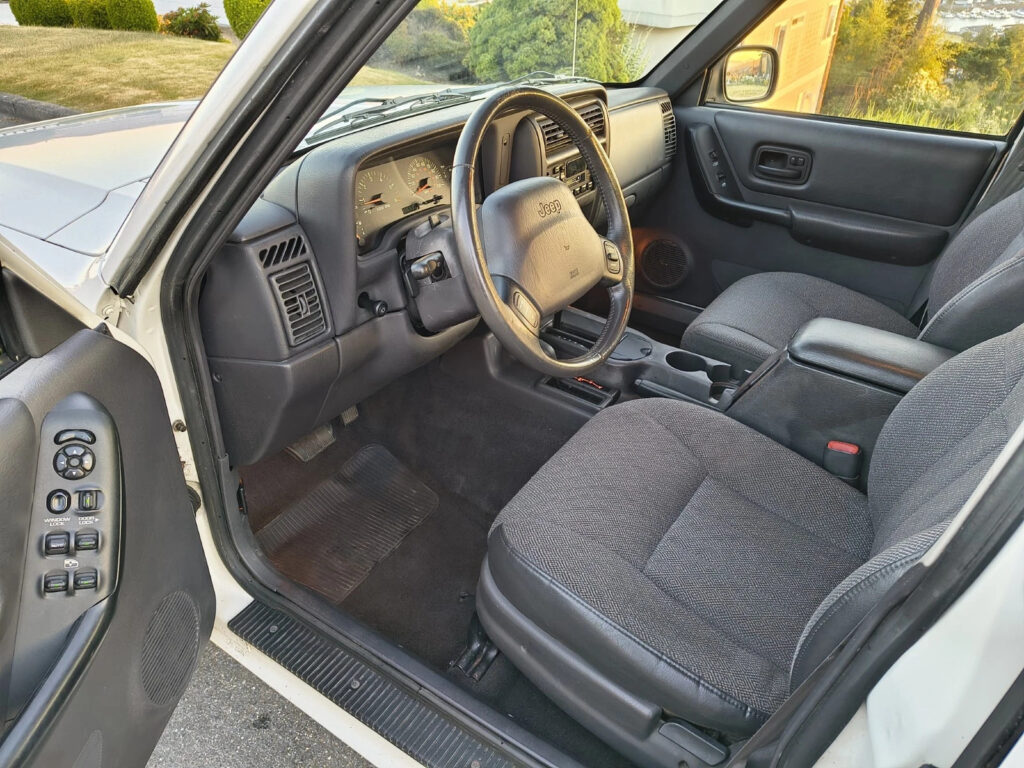 1999 Jeep Cherokee Classic