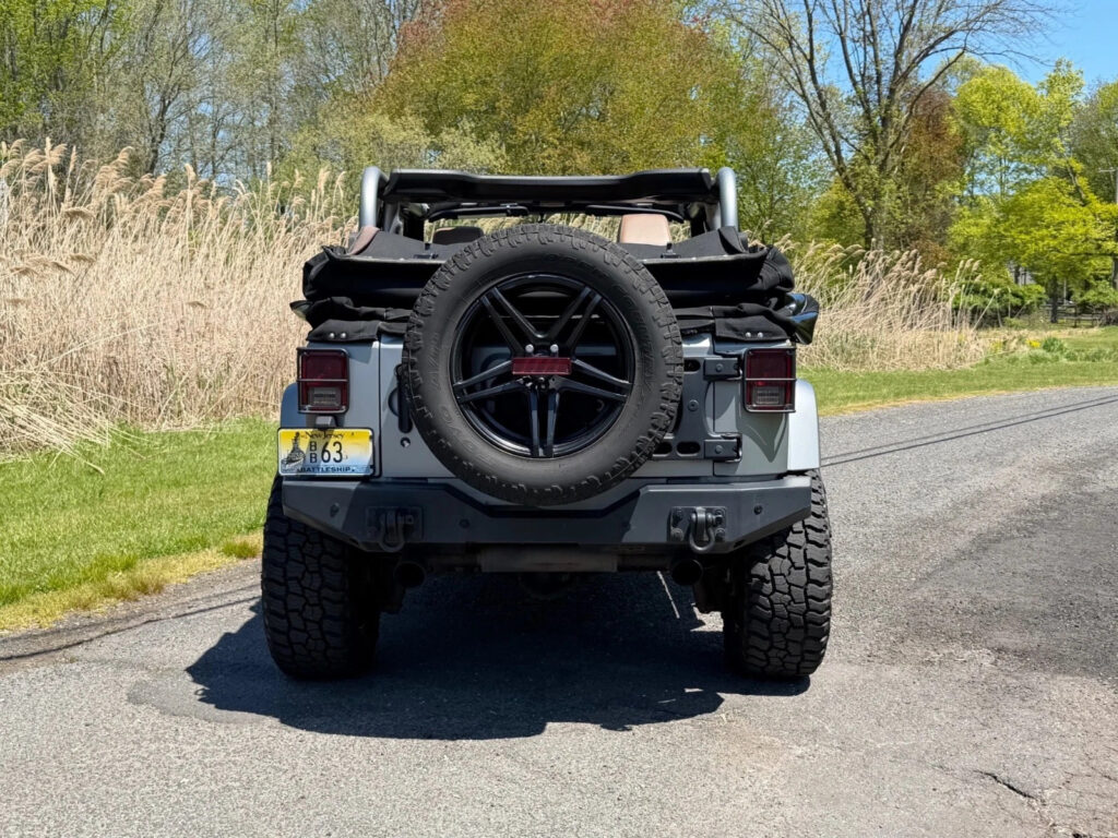 2011 Jeep Wrangler Sahara