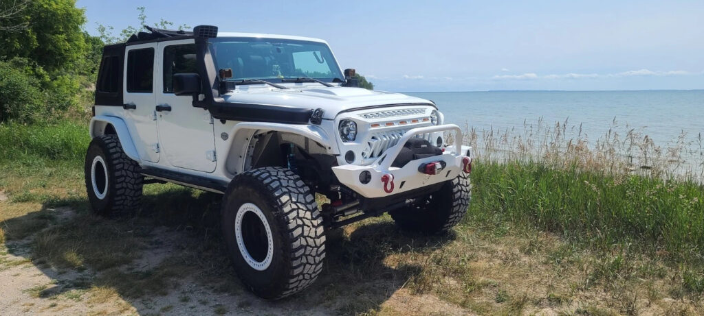 2014 Jeep Wrangler 4 DR Pampered Custom Street ROCK Crawler JK JKU