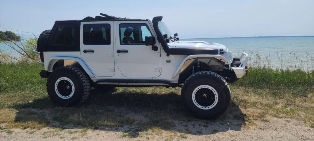 2014 Jeep Wrangler 4 DR Pampered Custom Street ROCK Crawler JK JKU