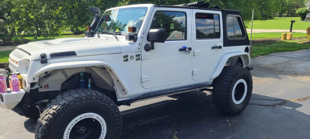 2014 Jeep Wrangler 4 DR Pampered Custom Street ROCK Crawler JK JKU