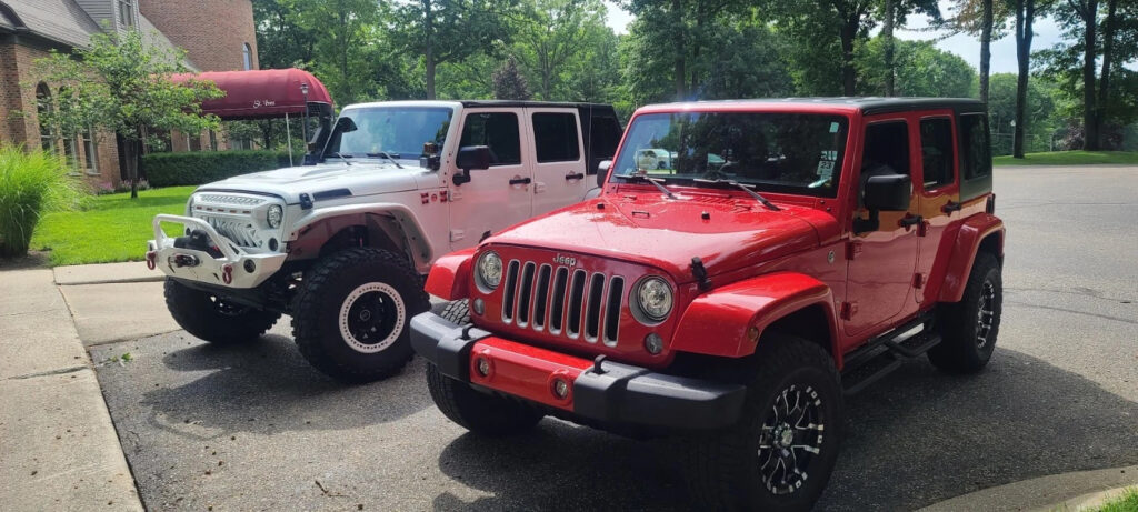 2014 Jeep Wrangler 4 DR Pampered Custom Street ROCK Crawler JK JKU