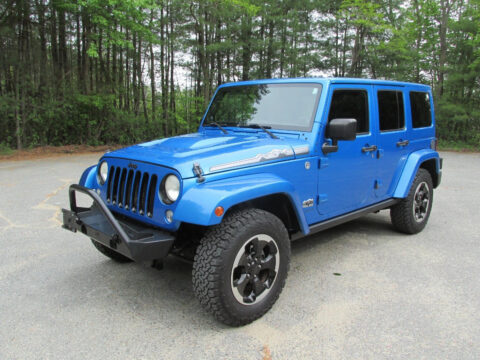 2014 Jeep Wrangler Sahara Polar Edition na prodej