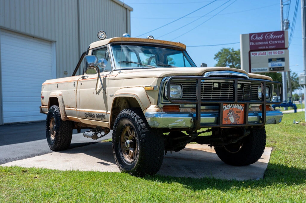 1979 Jeep J10 4×4 Golden Eagle