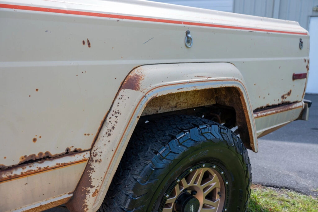 1979 Jeep J10 4×4 Golden Eagle
