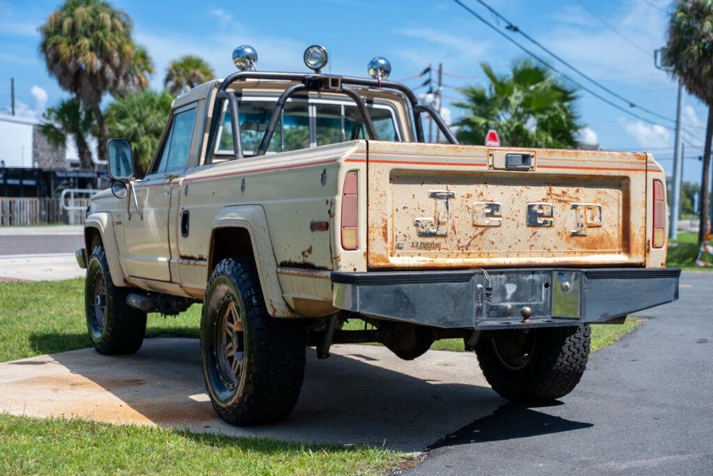 1979 Jeep J10 4×4 Golden Eagle