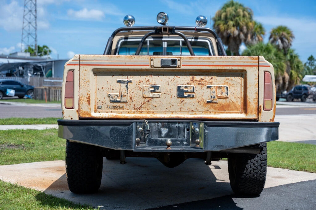 1979 Jeep J10 4×4 Golden Eagle