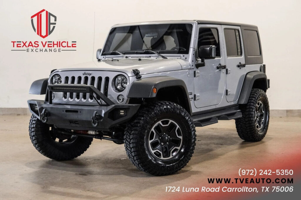 2015 Jeep Wrangler Unlimited Sport 4X4 Lifted, Bumpers, Leds. 90K