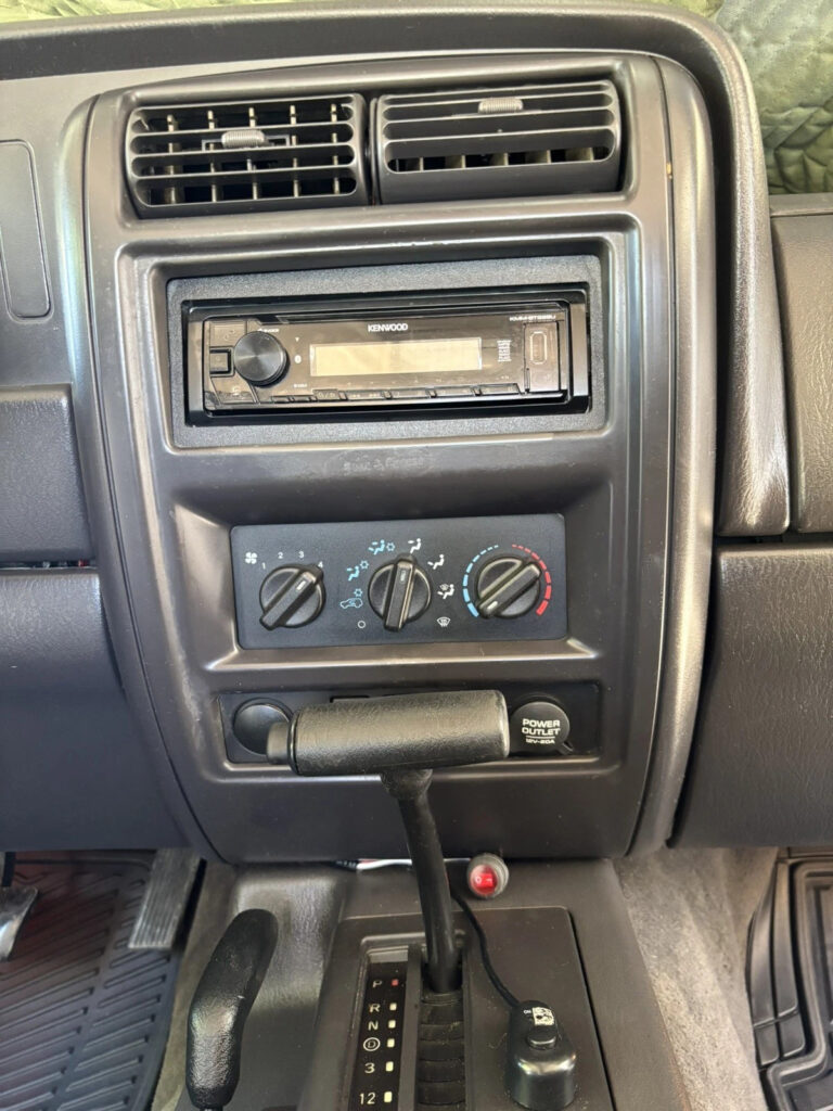 1999 Jeep Cherokee Sport