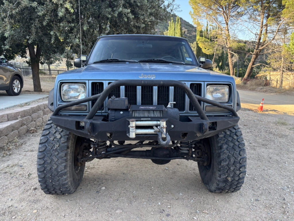 1999 Jeep Cherokee Sport