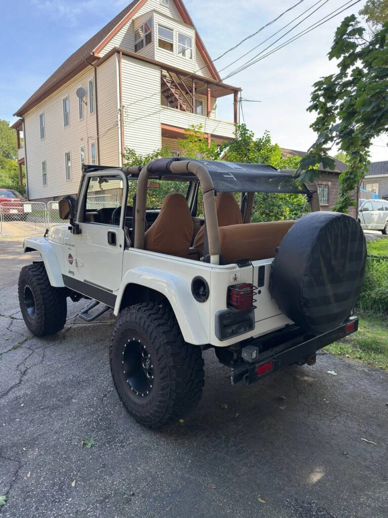 1999 Jeep Wrangler Sahara