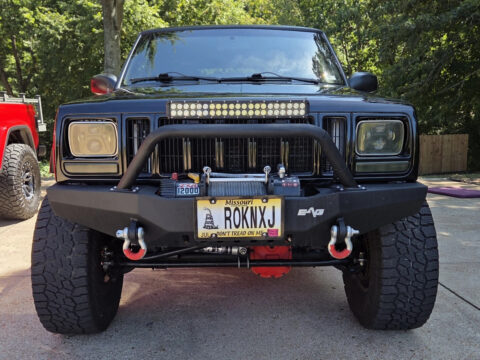 2001 Jeep Cherokee na prodej