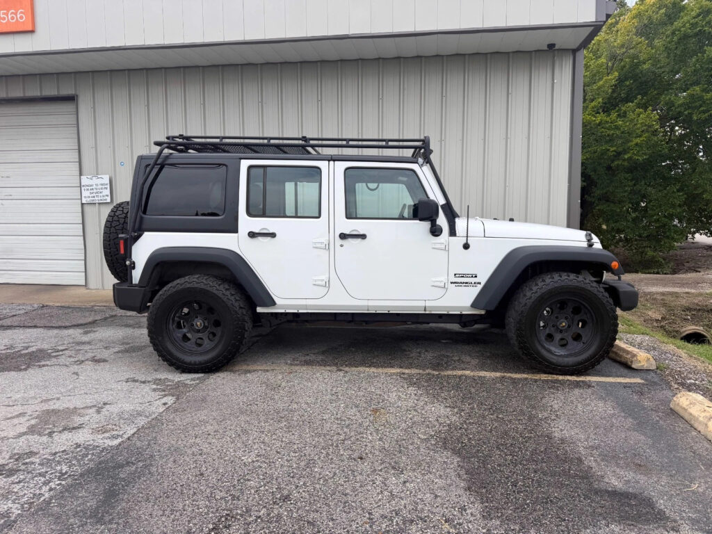 2013 Jeep Wrangler Sport