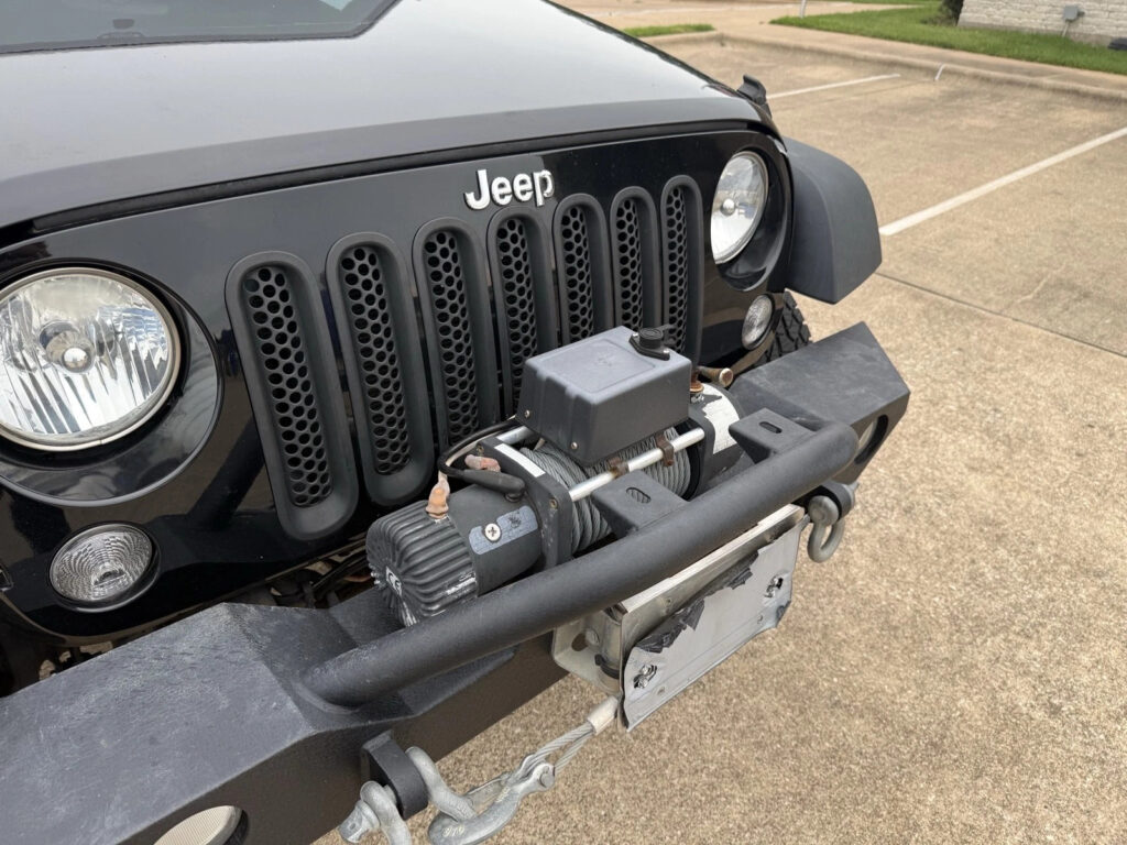 2017 Jeep Wrangler Sport