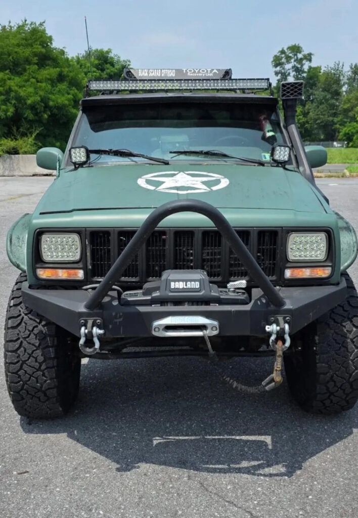 1999 Jeep Cherokee . Modified. RC 8” Lift. 35” Tires