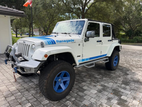 2013 Jeep Wrangler JKU Sport na prodej